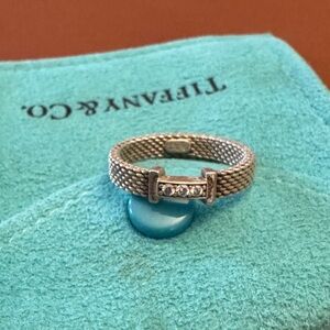 Tiffany & co. Ring band with crystal size 6.5-7